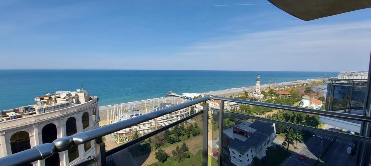 Elite Apartment In Orbi Sea Tower Батуми Экстерьер фото